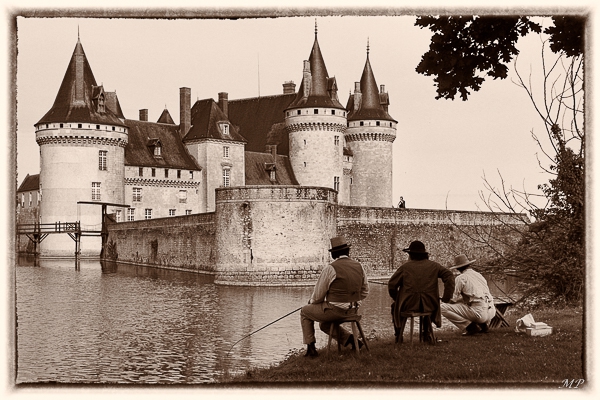 Heures historiques de Sully-sur-Loire