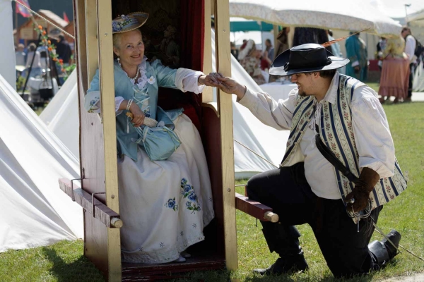 Heures historiques à Sully-sur-Loire